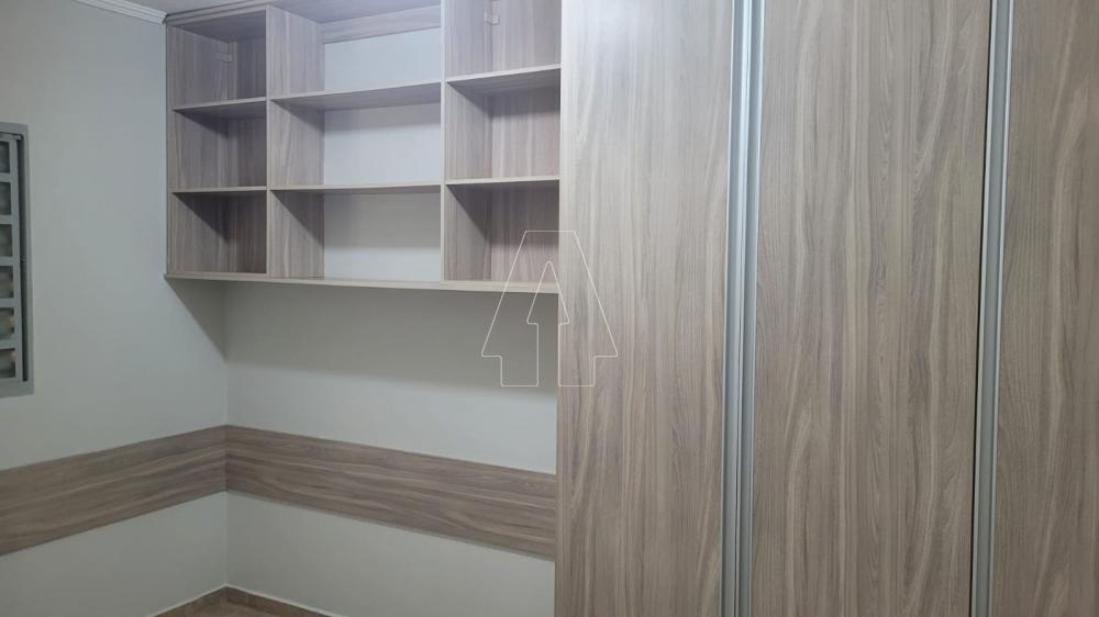 Alugar Casa / Condom&iacute;nio em Ara&ccedil;atuba R$ 1.000,00 - Foto 9