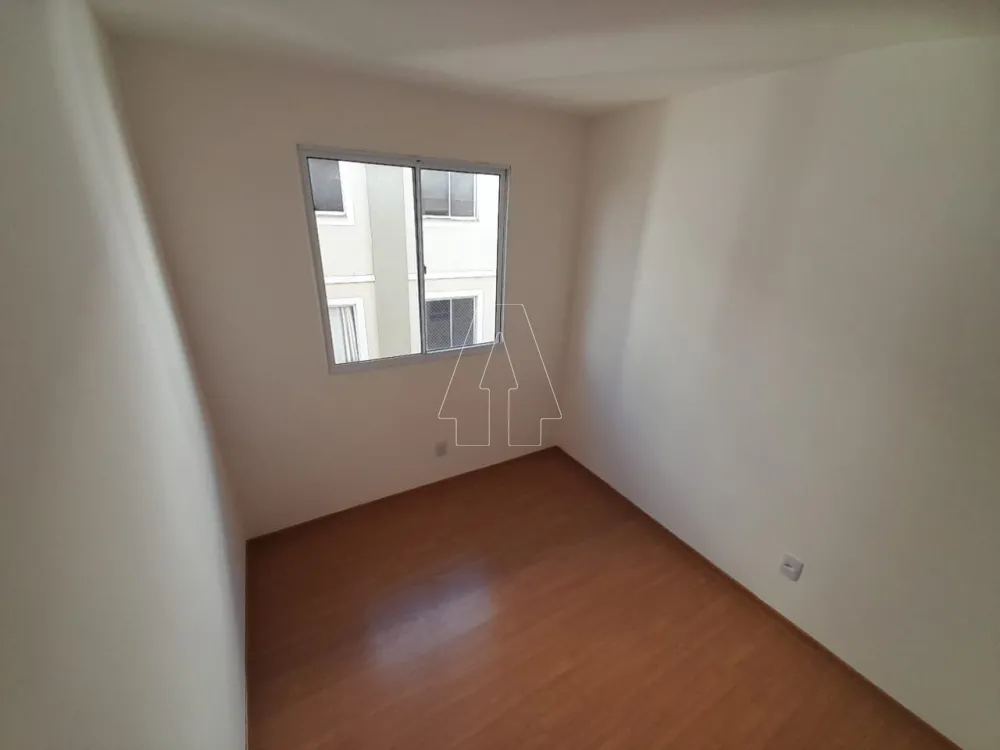 Alugar Apartamento / Padr&atilde;o em Ara&ccedil;atuba R$ 780,00 - Foto 5