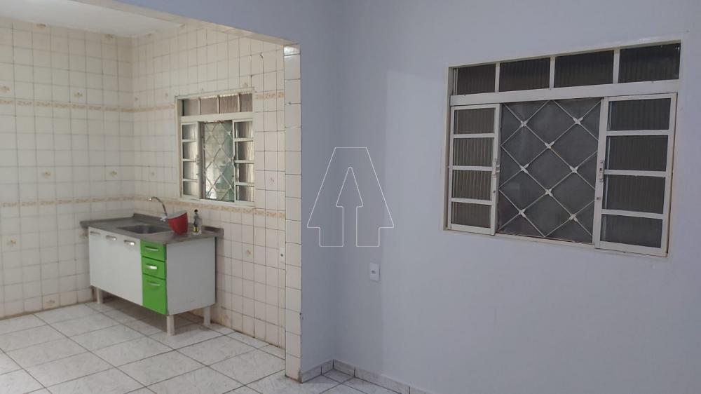 Alugar Casa / Residencial em Ara&ccedil;atuba R$ 1.343,07 - Foto 1