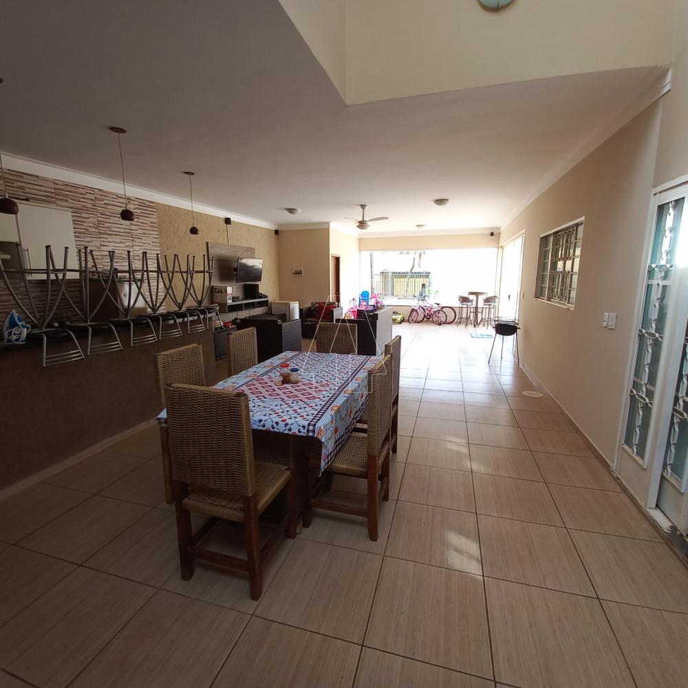 Comprar Casa / Residencial em Ara&ccedil;atuba R$ 650.000,00 - Foto 12