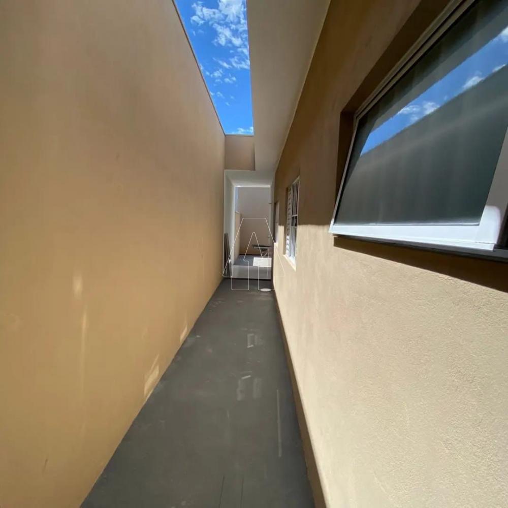 Alugar Casa / Residencial em Ara&ccedil;atuba R$ 1.550,00 - Foto 2