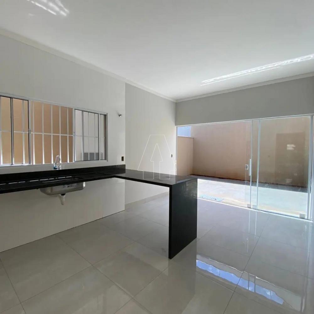 Alugar Casa / Residencial em Ara&ccedil;atuba R$ 1.550,00 - Foto 3