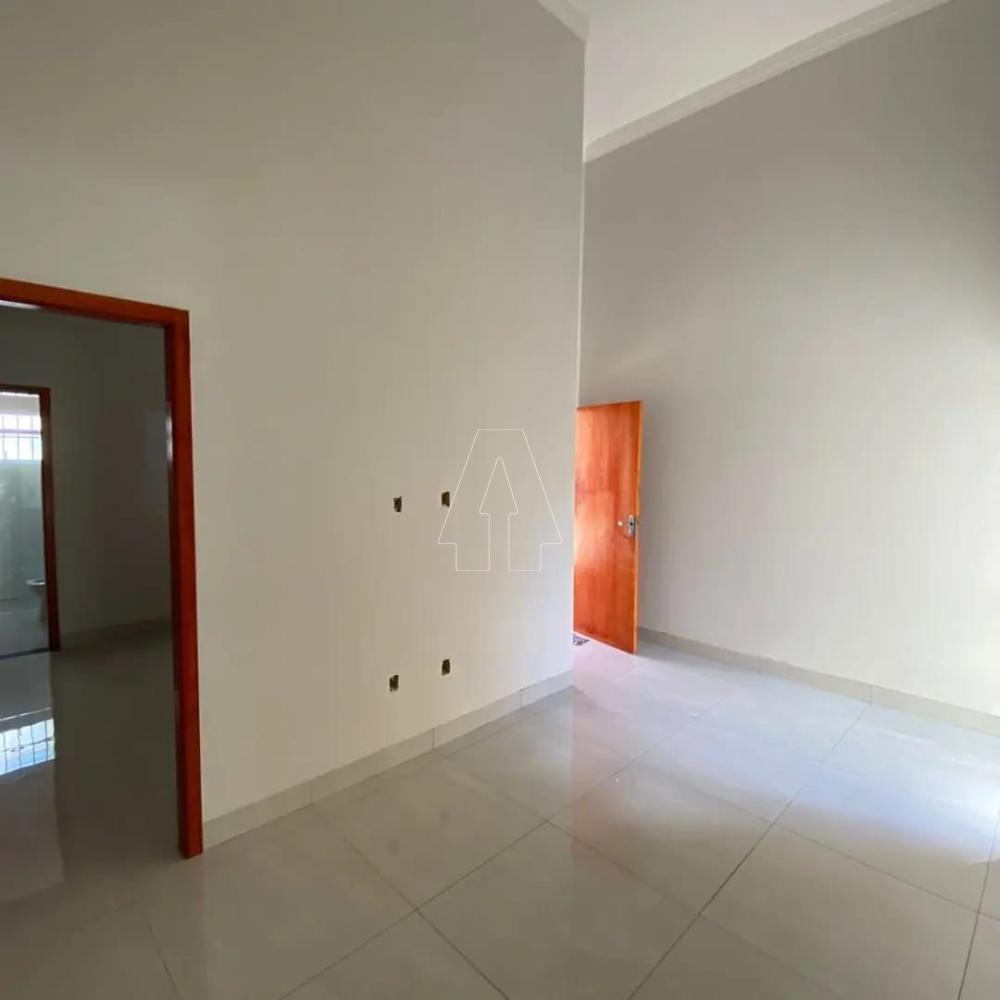 Alugar Casa / Residencial em Ara&ccedil;atuba R$ 1.550,00 - Foto 5