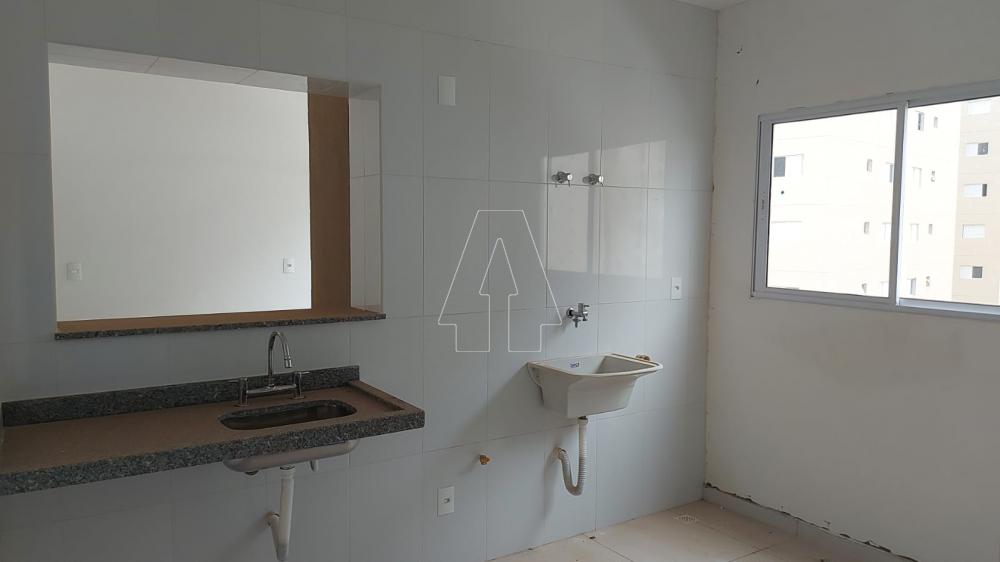Comprar Apartamento / Padr&atilde;o em Ara&ccedil;atuba R$ 390.000,00 - Foto 5