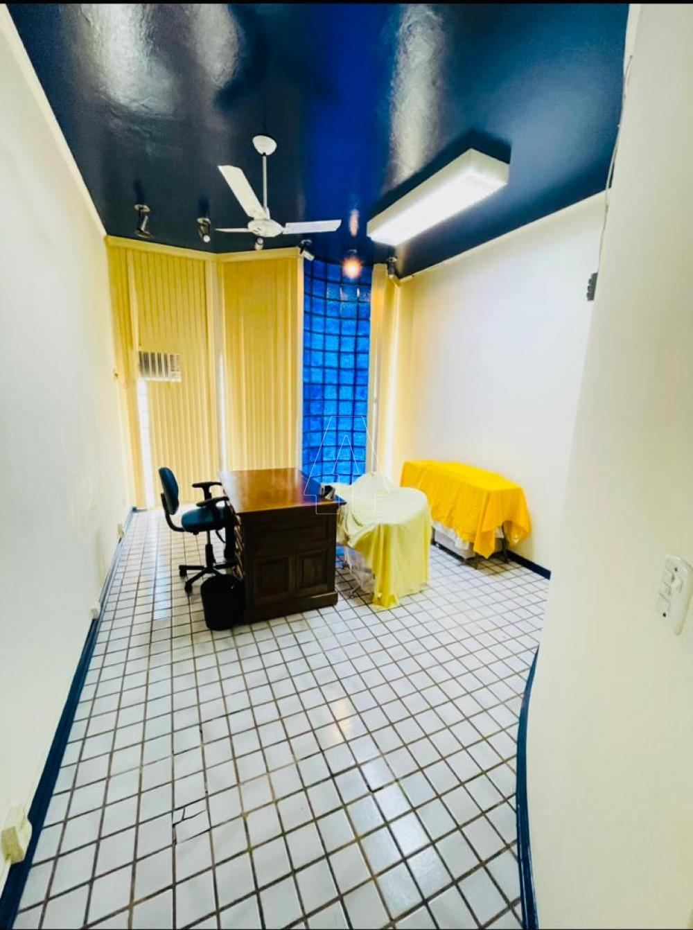 Comprar Comercial / Casa em Ara&ccedil;atuba R$ 750.000,00 - Foto 18