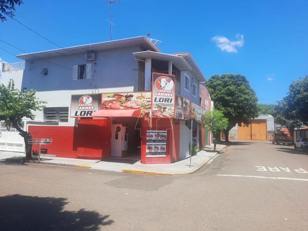 Comprar Comercial / Pr&eacute;dio em Ara&ccedil;atuba R$ 650.000,00 - Foto 1