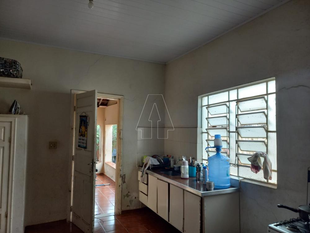 Comprar Casa / Residencial em Ara&ccedil;atuba R$ 380.000,00 - Foto 4