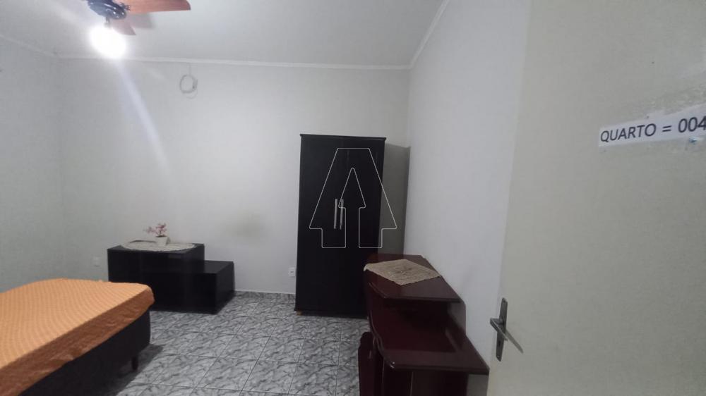 Alugar Casa / Sobrado em Ara&ccedil;atuba R$ 1.400,00 - Foto 12