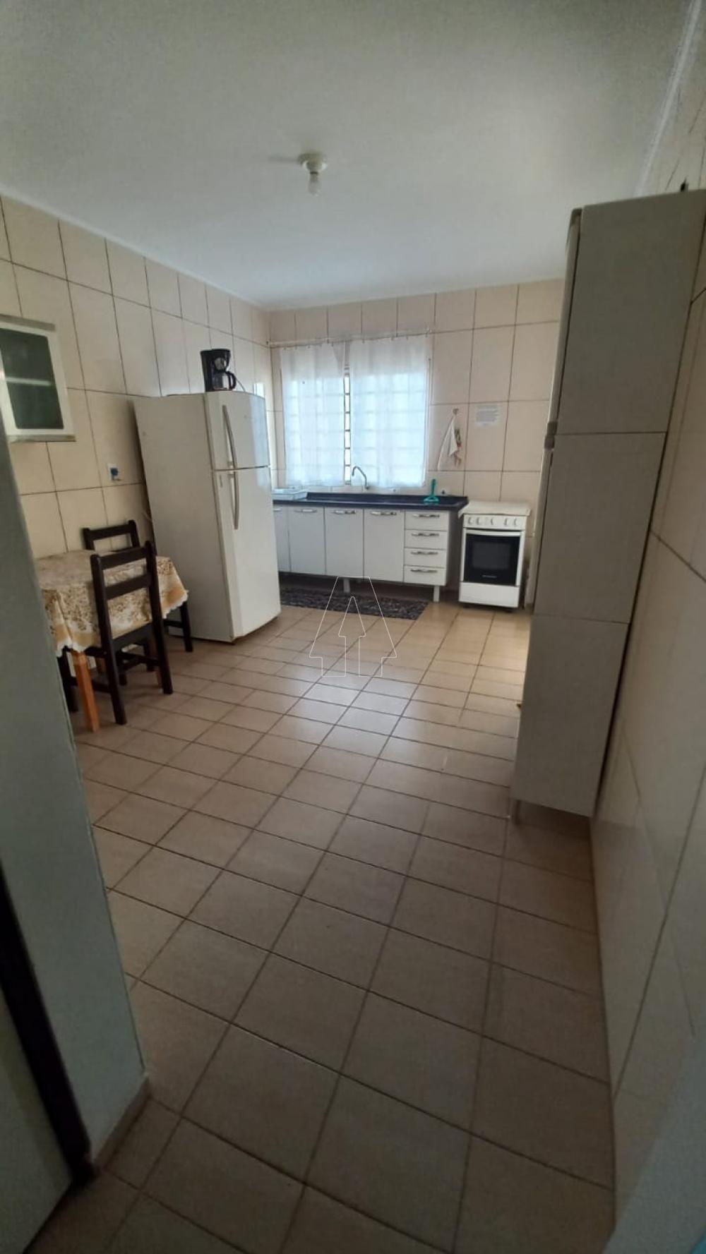 Alugar Casa / Sobrado em Ara&ccedil;atuba R$ 1.400,00 - Foto 16