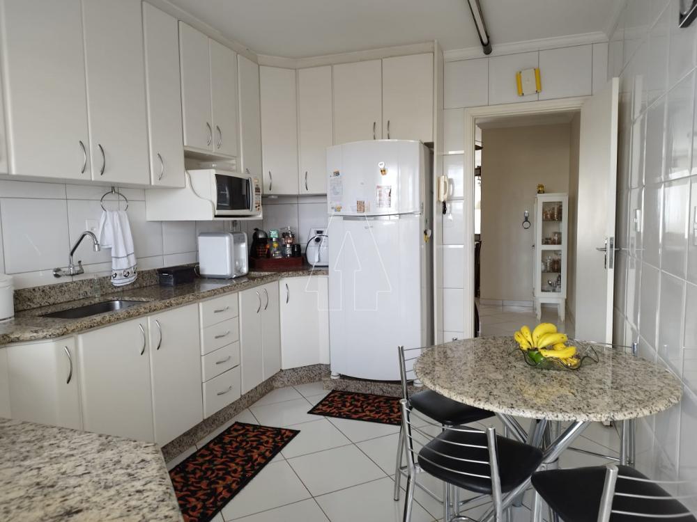 Comprar Apartamento / Padr&atilde;o em Ara&ccedil;atuba R$ 300.000,00 - Foto 3
