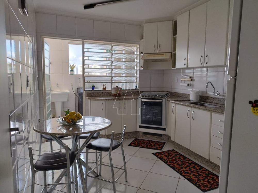 Comprar Apartamento / Padr&atilde;o em Ara&ccedil;atuba R$ 300.000,00 - Foto 4