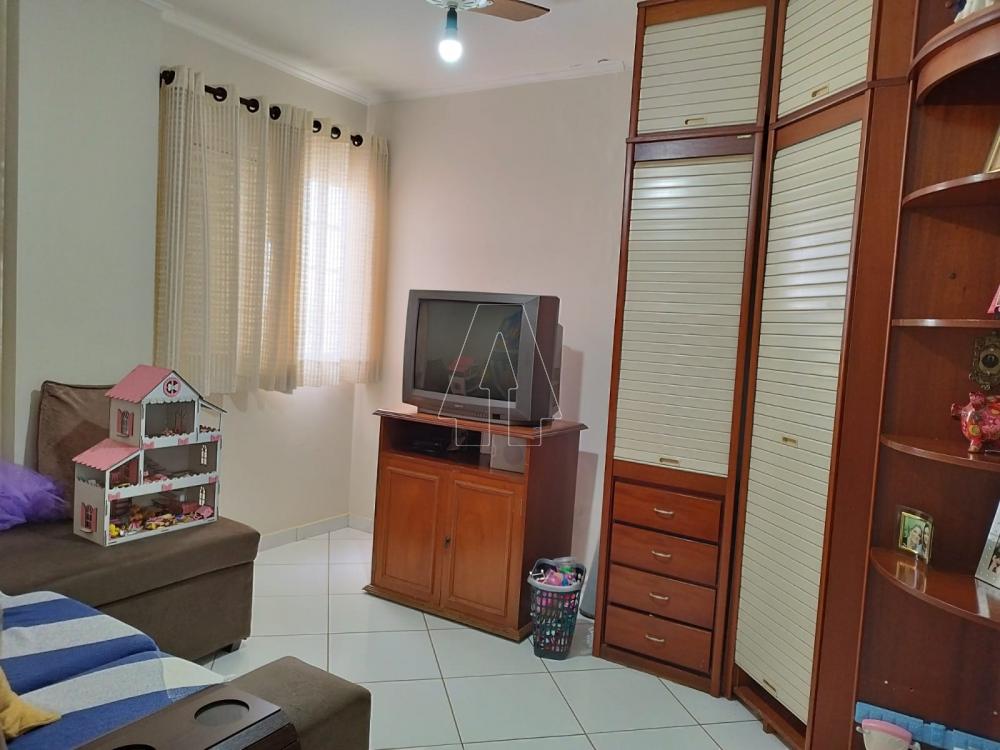 Comprar Apartamento / Padr&atilde;o em Ara&ccedil;atuba R$ 300.000,00 - Foto 5