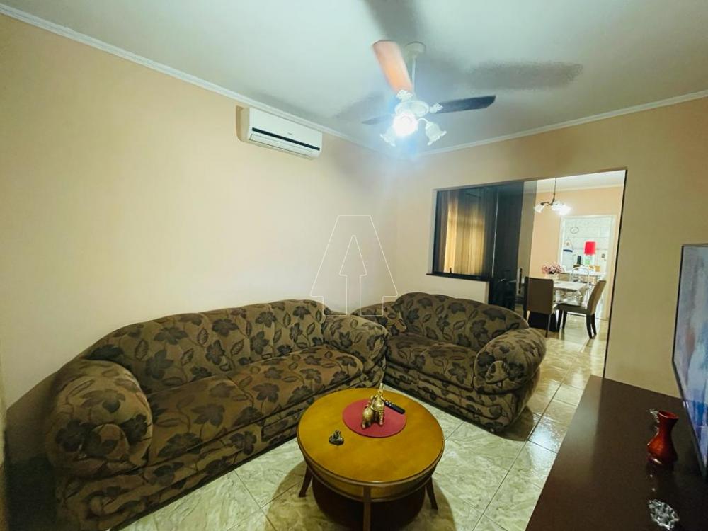 Comprar Casa / Residencial em Ara&ccedil;atuba R$ 360.000,00 - Foto 4