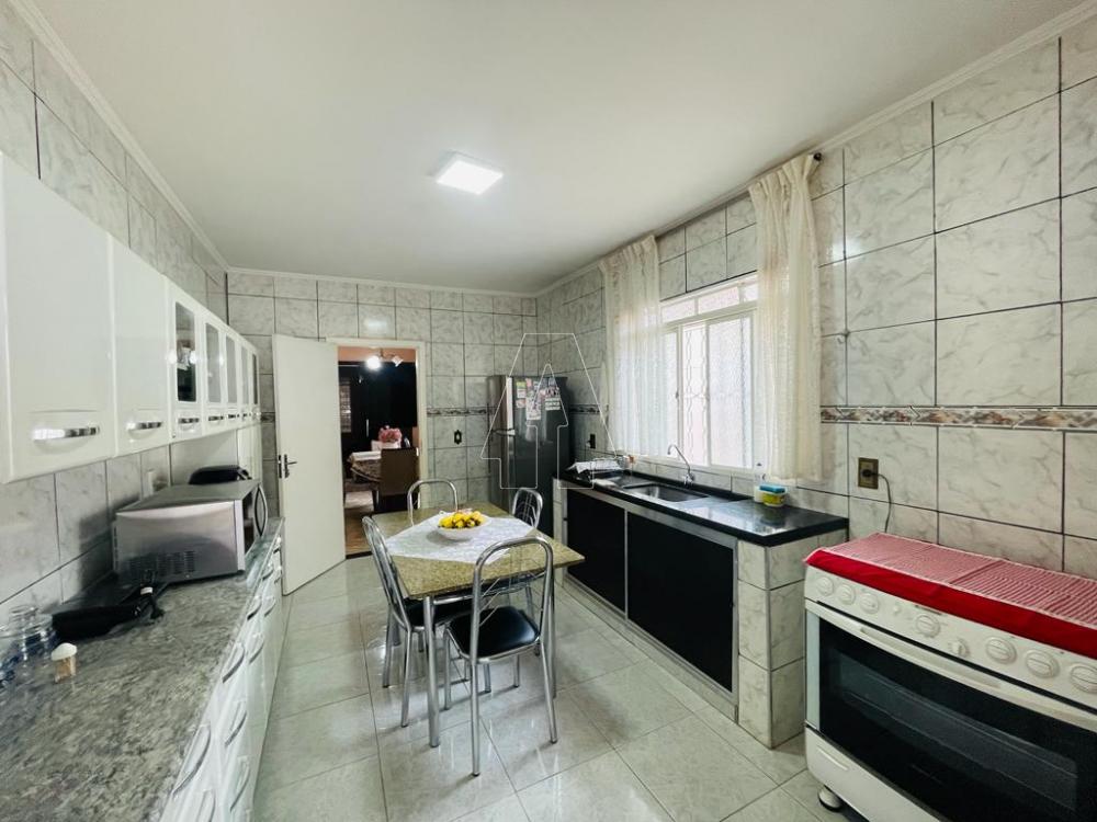 Comprar Casa / Residencial em Ara&ccedil;atuba R$ 360.000,00 - Foto 9