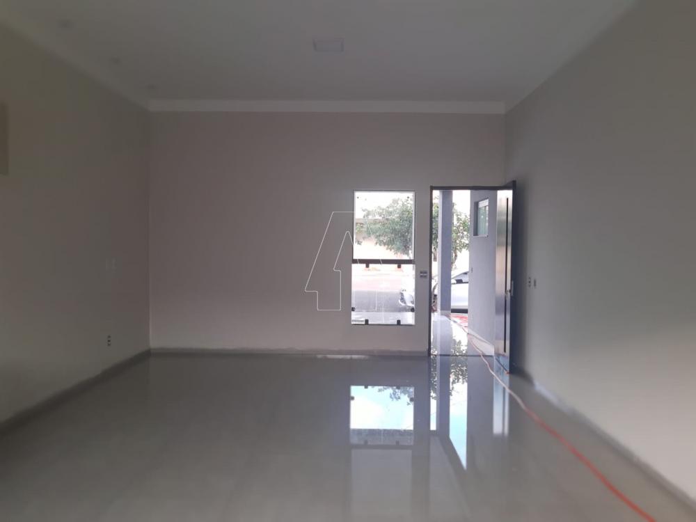 Comprar Casa / Condom&iacute;nio em Ara&ccedil;atuba R$ 720.000,00 - Foto 2