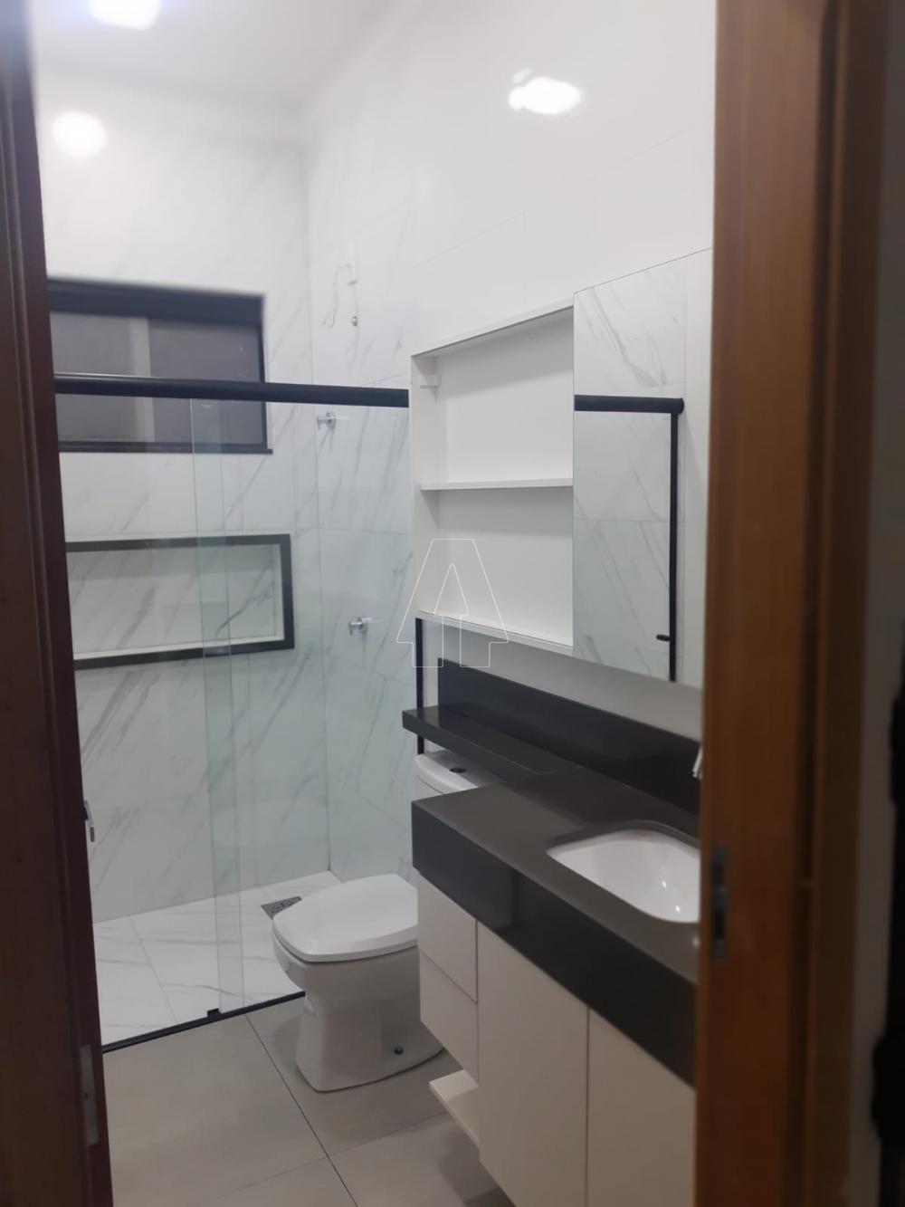 Comprar Casa / Condom&iacute;nio em Ara&ccedil;atuba R$ 720.000,00 - Foto 4