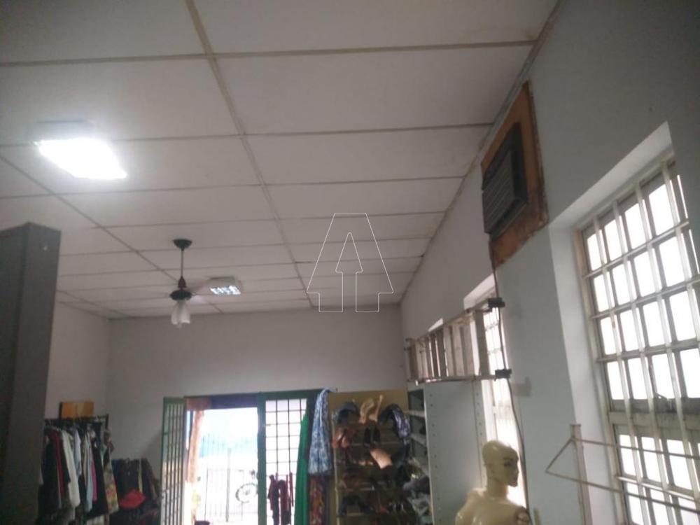 Comprar Comercial / Pr&eacute;dio em Ara&ccedil;atuba R$ 1.100.000,00 - Foto 8
