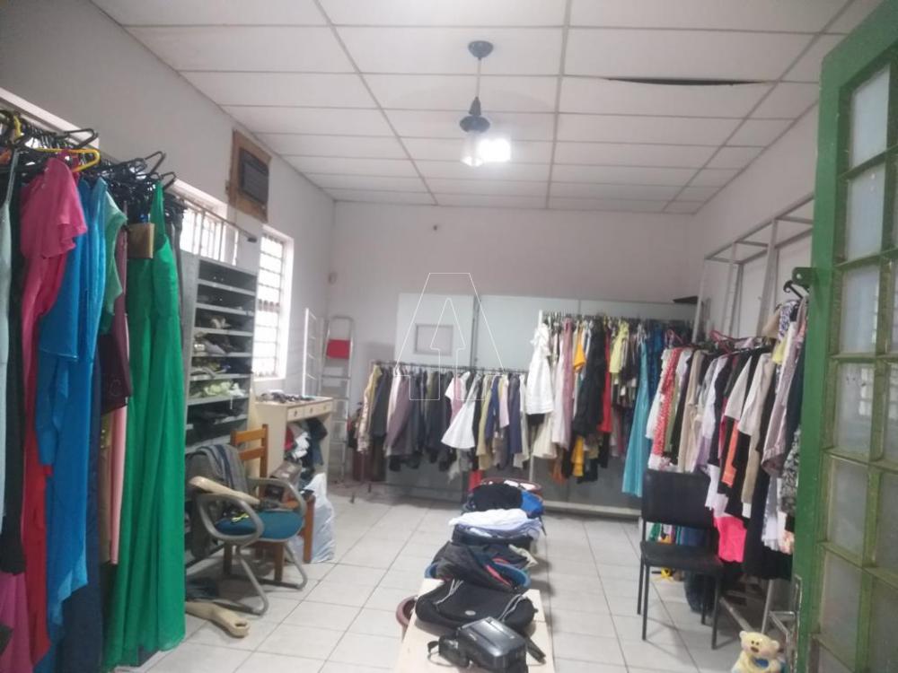 Comprar Comercial / Pr&eacute;dio em Ara&ccedil;atuba R$ 1.100.000,00 - Foto 10