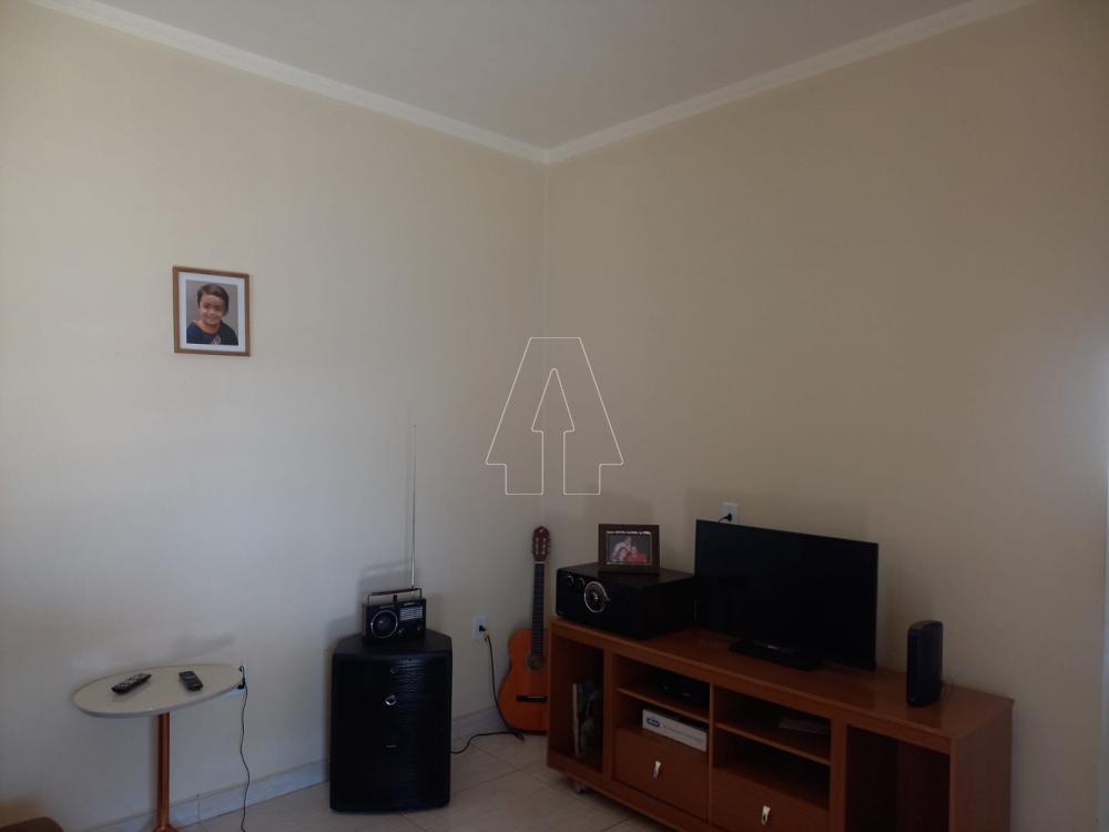 Comprar Casa / Residencial em Ara&ccedil;atuba R$ 320.000,00 - Foto 2