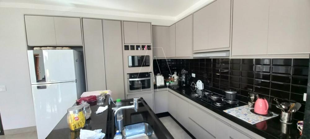 Comprar Casa / Condom&iacute;nio em Ara&ccedil;atuba R$ 980.000,00 - Foto 3