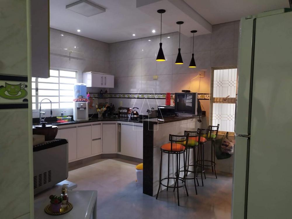 Comprar Casa / Sobrado em Ara&ccedil;atuba R$ 1.400.000,00 - Foto 1