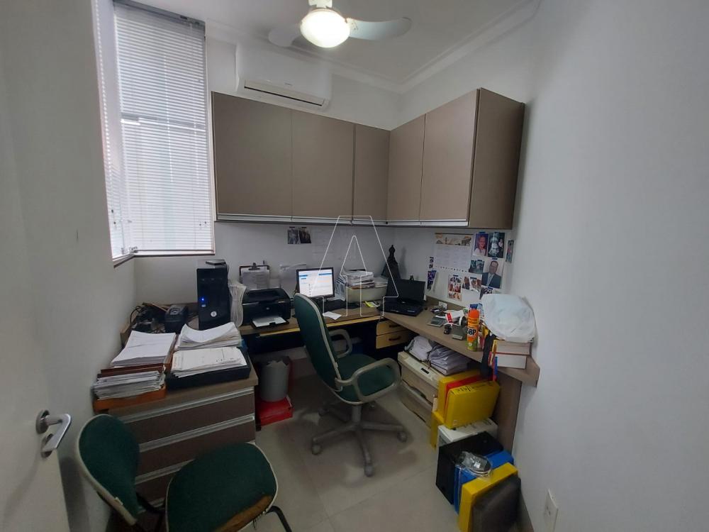 Comprar Casa / Condom&iacute;nio em Ara&ccedil;atuba R$ 1.400.000,00 - Foto 17