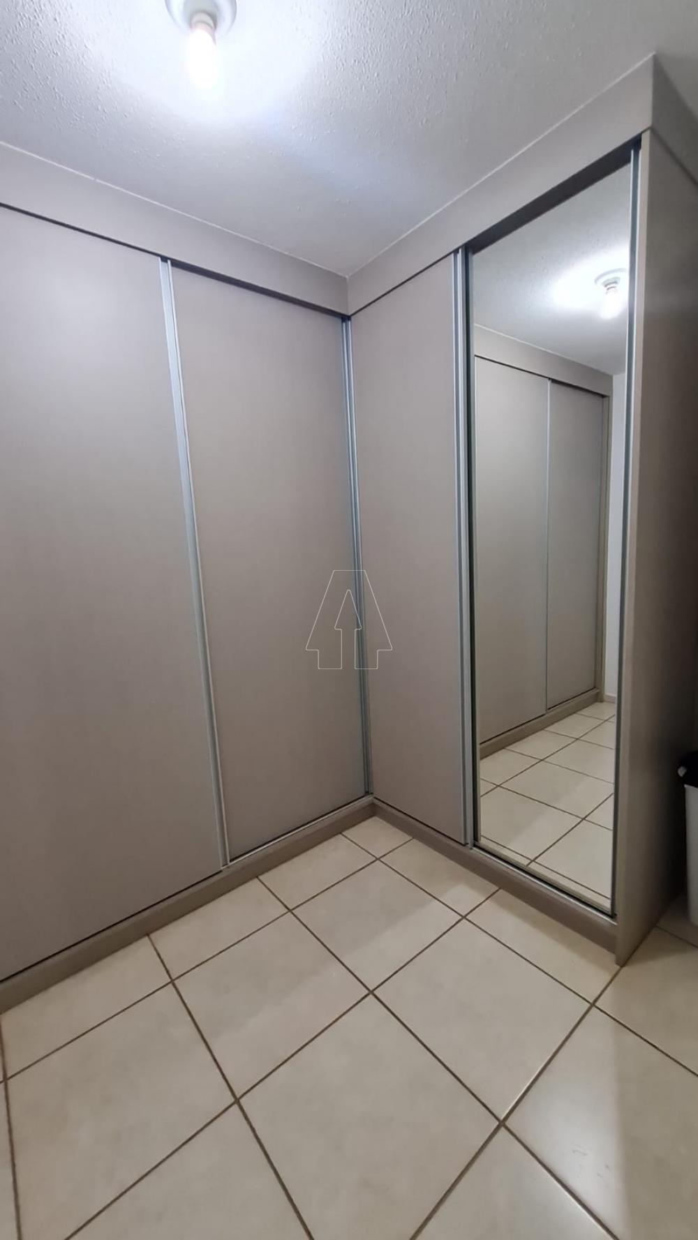 Comprar Apartamento / Padr&atilde;o em Ara&ccedil;atuba R$ 146.000,00 - Foto 8