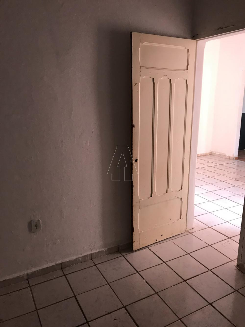 Comprar Casa / Residencial em Ara&ccedil;atuba R$ 465.000,00 - Foto 5
