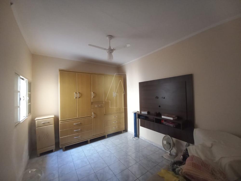 Comprar Casa / Residencial em Ara&ccedil;atuba R$ 320.000,00 - Foto 2