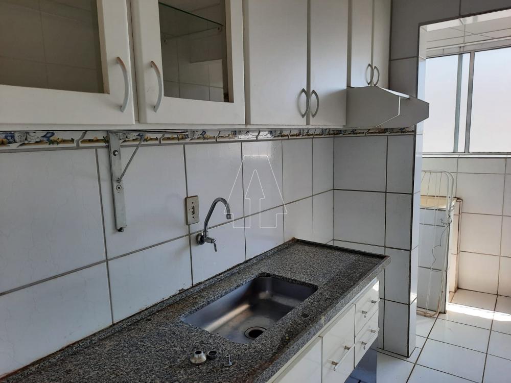 Comprar Apartamento / Padr&atilde;o em Ara&ccedil;atuba R$ 100.000,00 - Foto 1