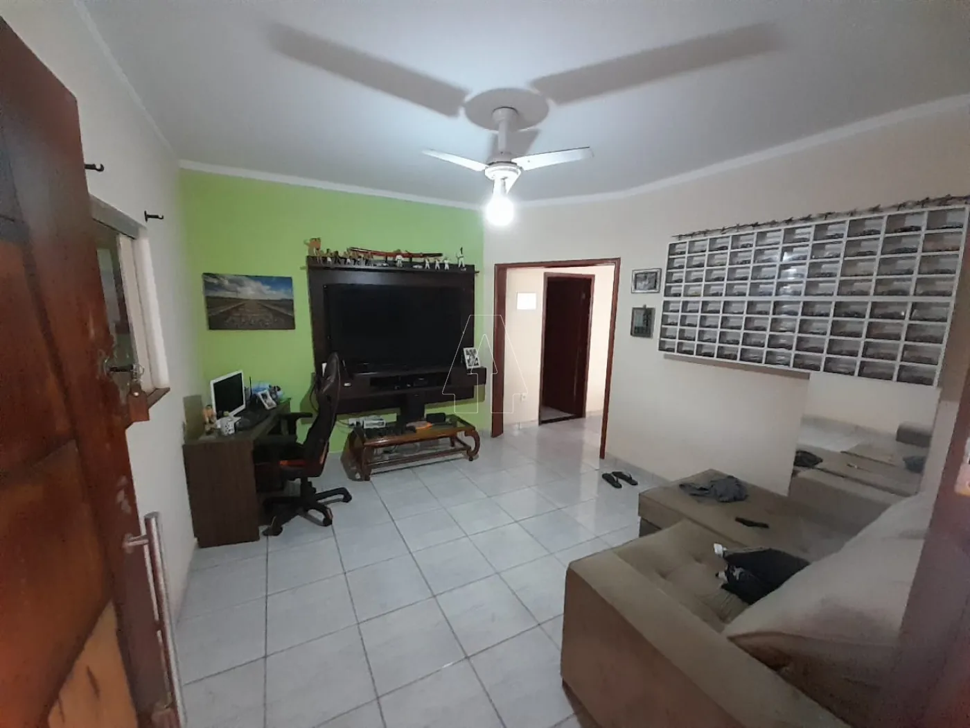 Comprar Casa / Residencial em Ara&ccedil;atuba R$ 250.000,00 - Foto 2