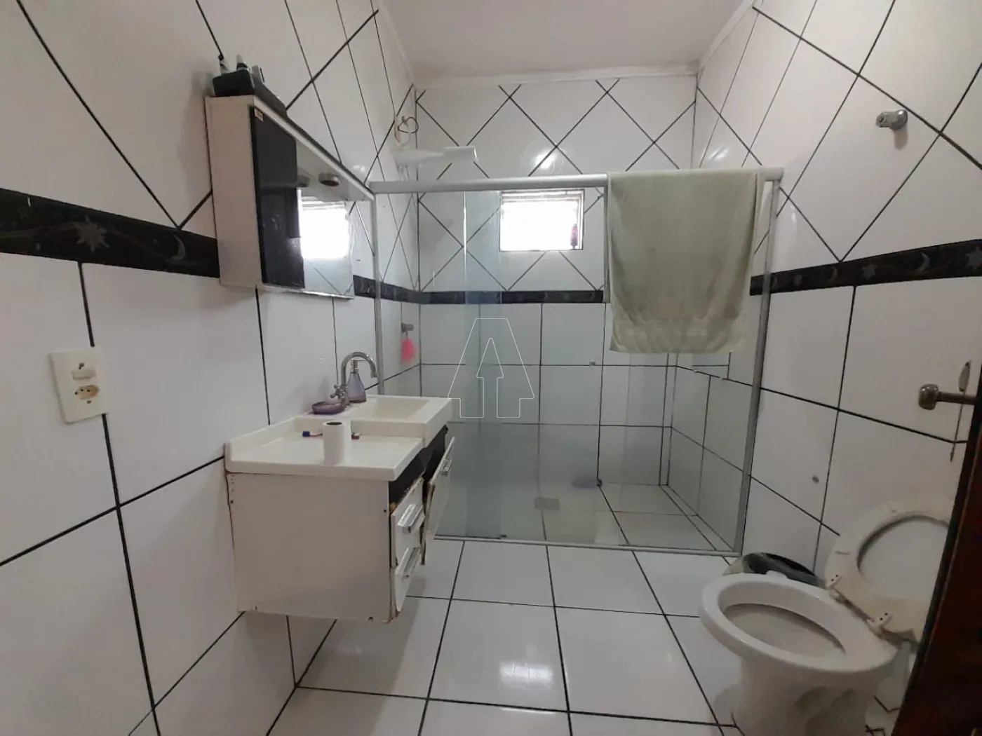 Comprar Casa / Residencial em Ara&ccedil;atuba R$ 250.000,00 - Foto 8