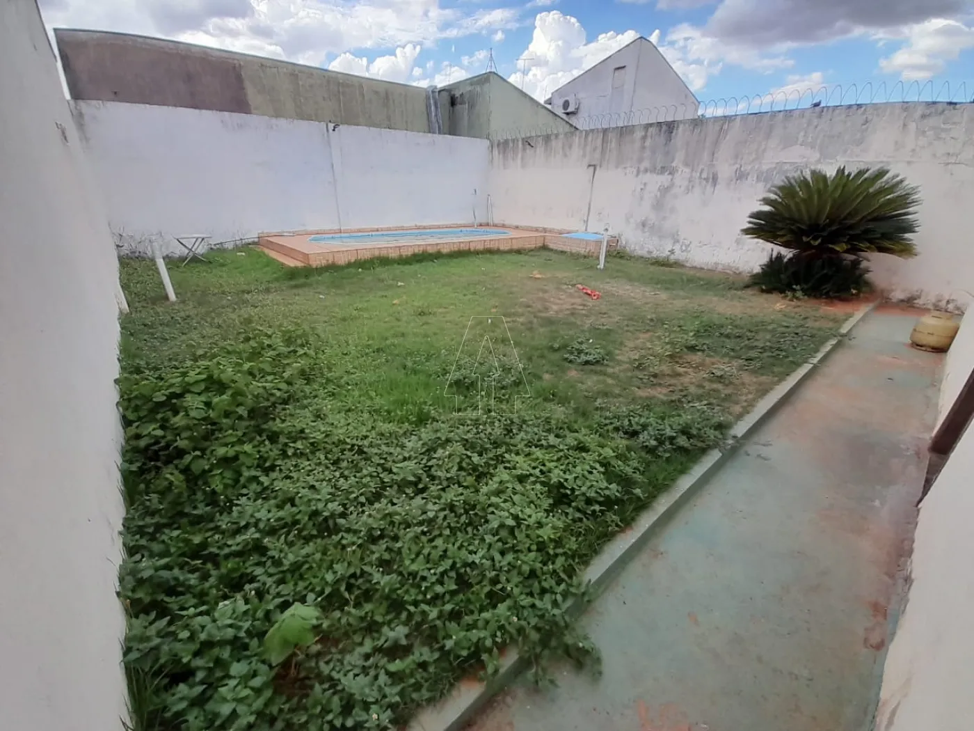 Comprar Casa / Residencial em Ara&ccedil;atuba R$ 250.000,00 - Foto 9
