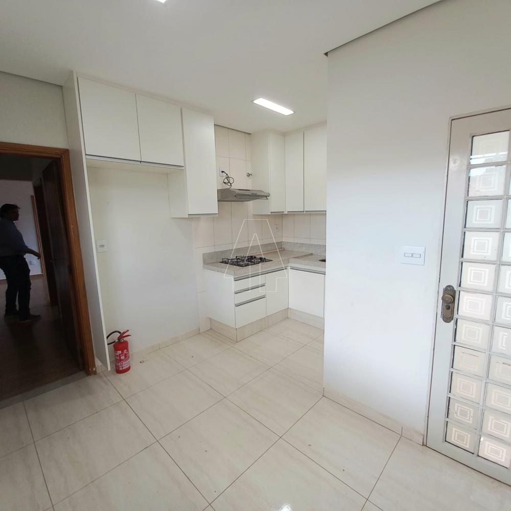 Comprar Casa / Sobrado em Ara&ccedil;atuba R$ 480.000,00 - Foto 12