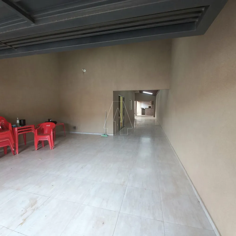 Alugar Casa / Residencial em Ara&ccedil;atuba R$ 2.000,00 - Foto 1