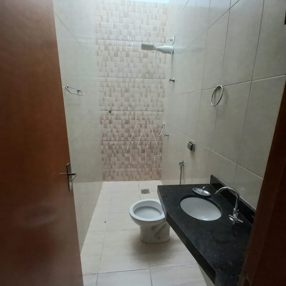 Alugar Casa / Residencial em Ara&ccedil;atuba R$ 2.000,00 - Foto 10