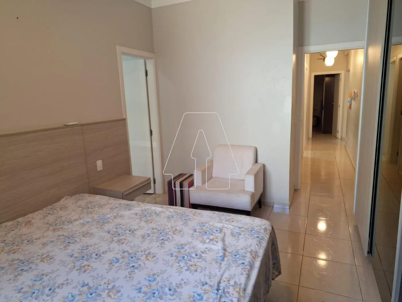 Comprar Casa / Residencial em Ara&ccedil;atuba R$ 550.000,00 - Foto 8