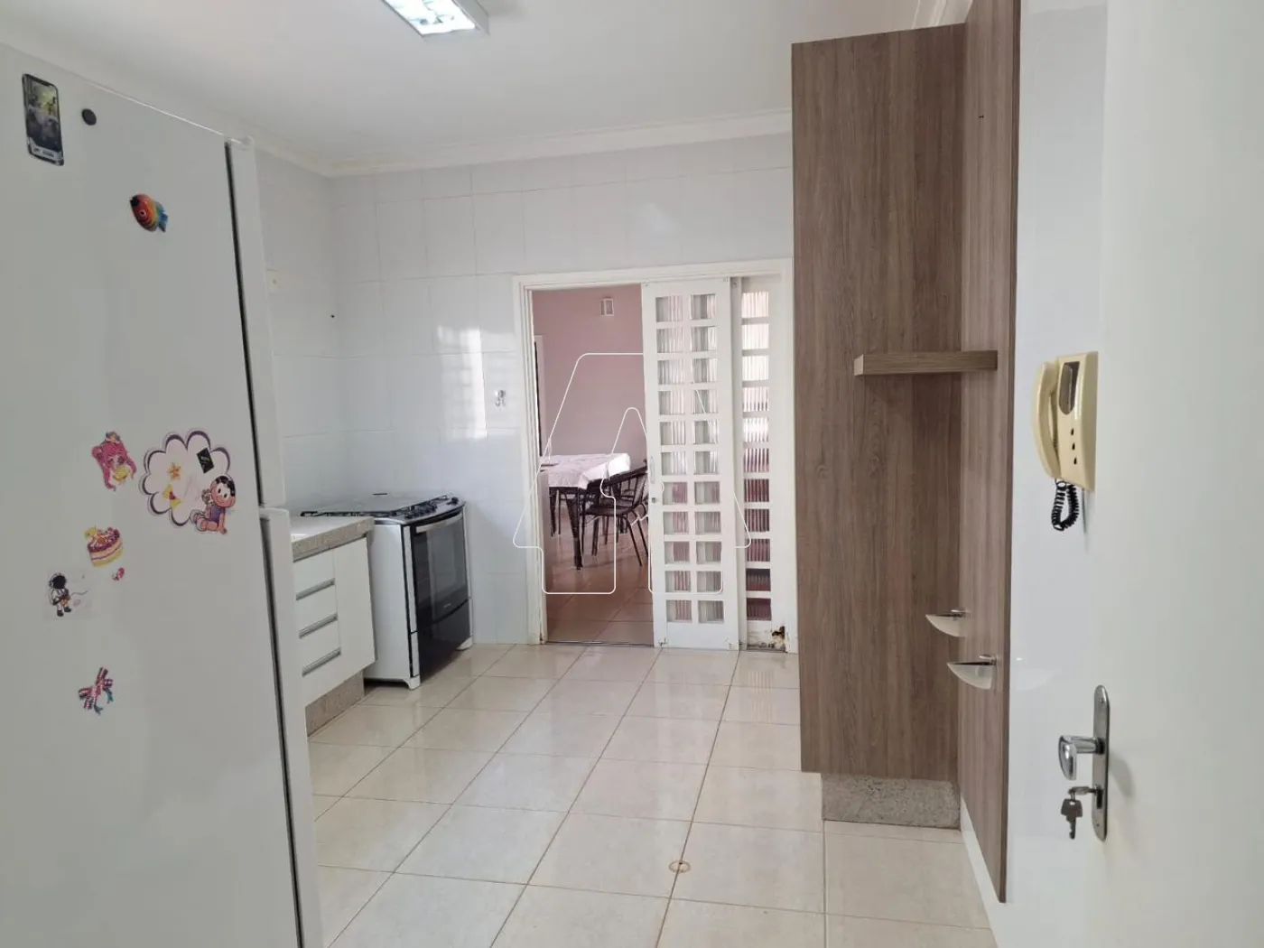 Comprar Casa / Residencial em Ara&ccedil;atuba R$ 550.000,00 - Foto 9