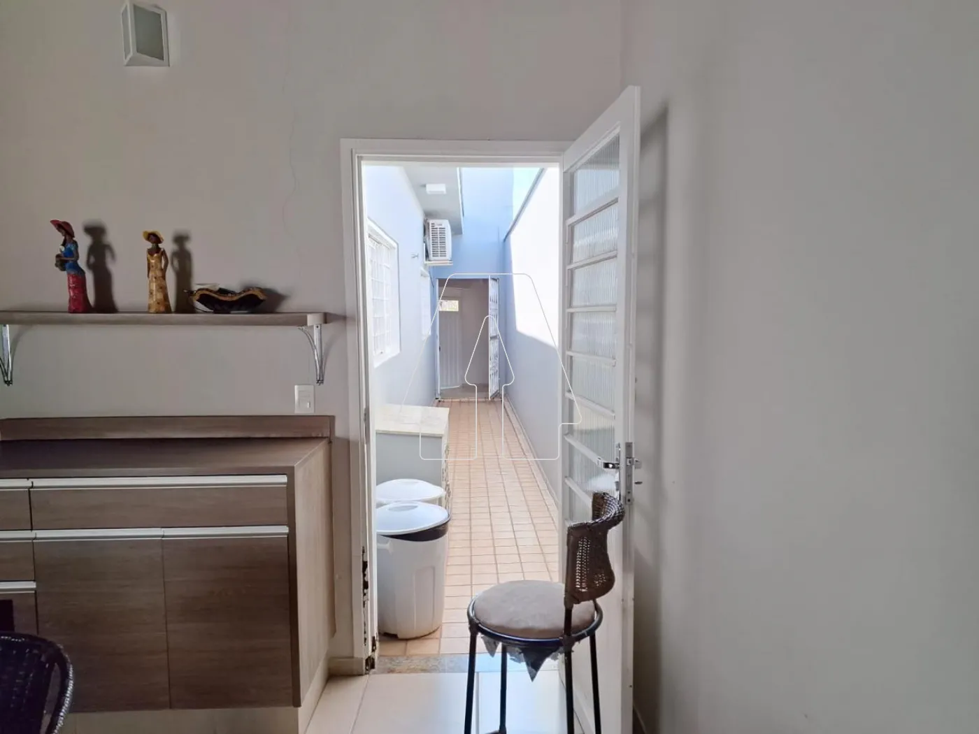 Comprar Casa / Residencial em Ara&ccedil;atuba R$ 550.000,00 - Foto 5