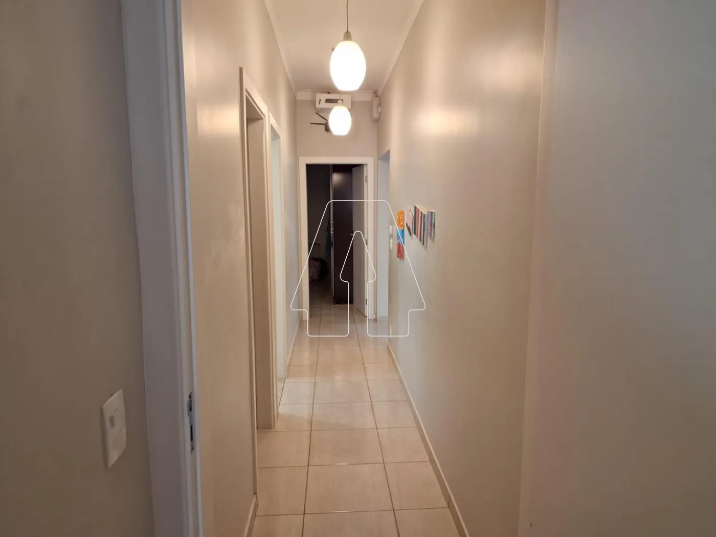 Comprar Casa / Residencial em Ara&ccedil;atuba R$ 550.000,00 - Foto 12