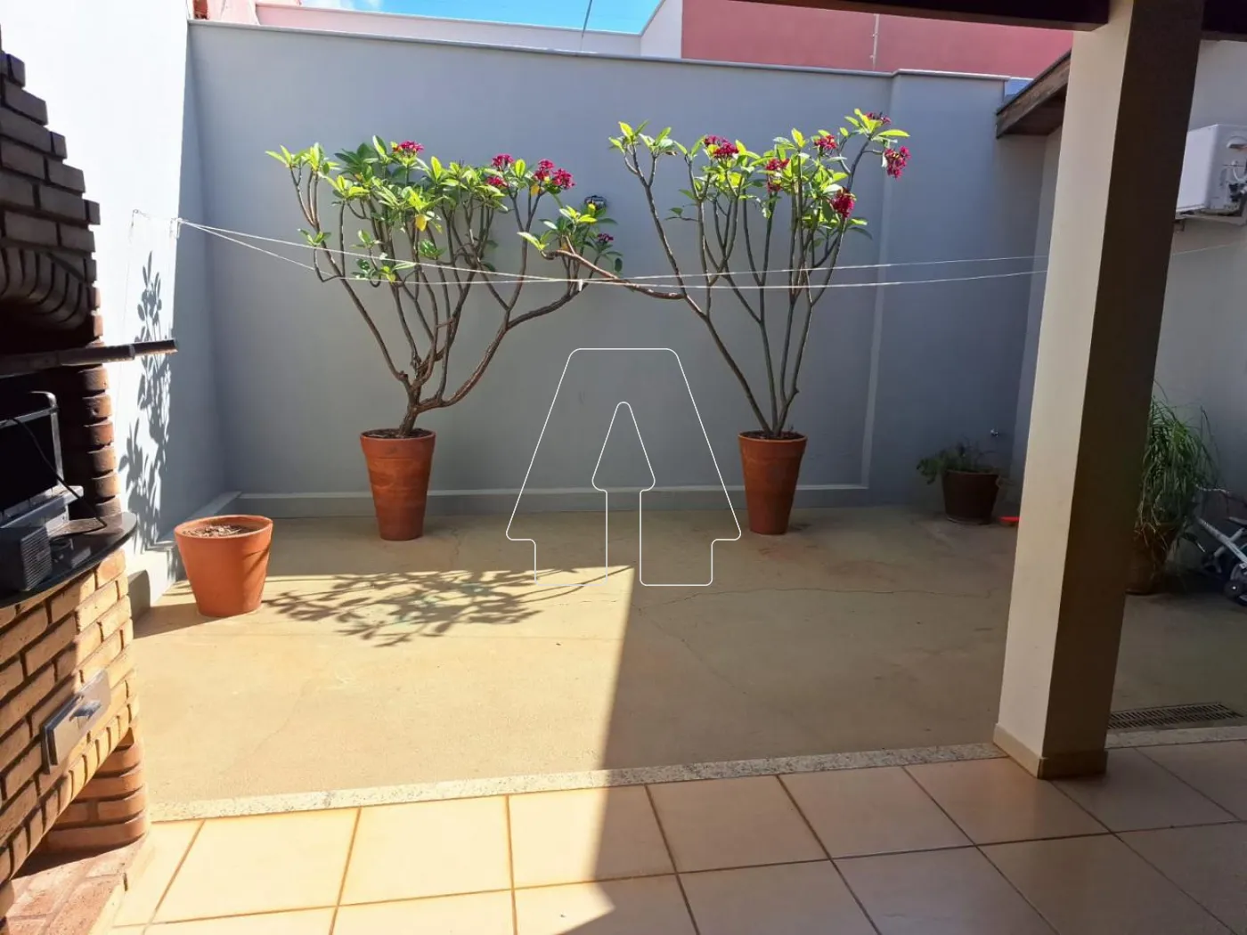 Comprar Casa / Residencial em Ara&ccedil;atuba R$ 550.000,00 - Foto 16