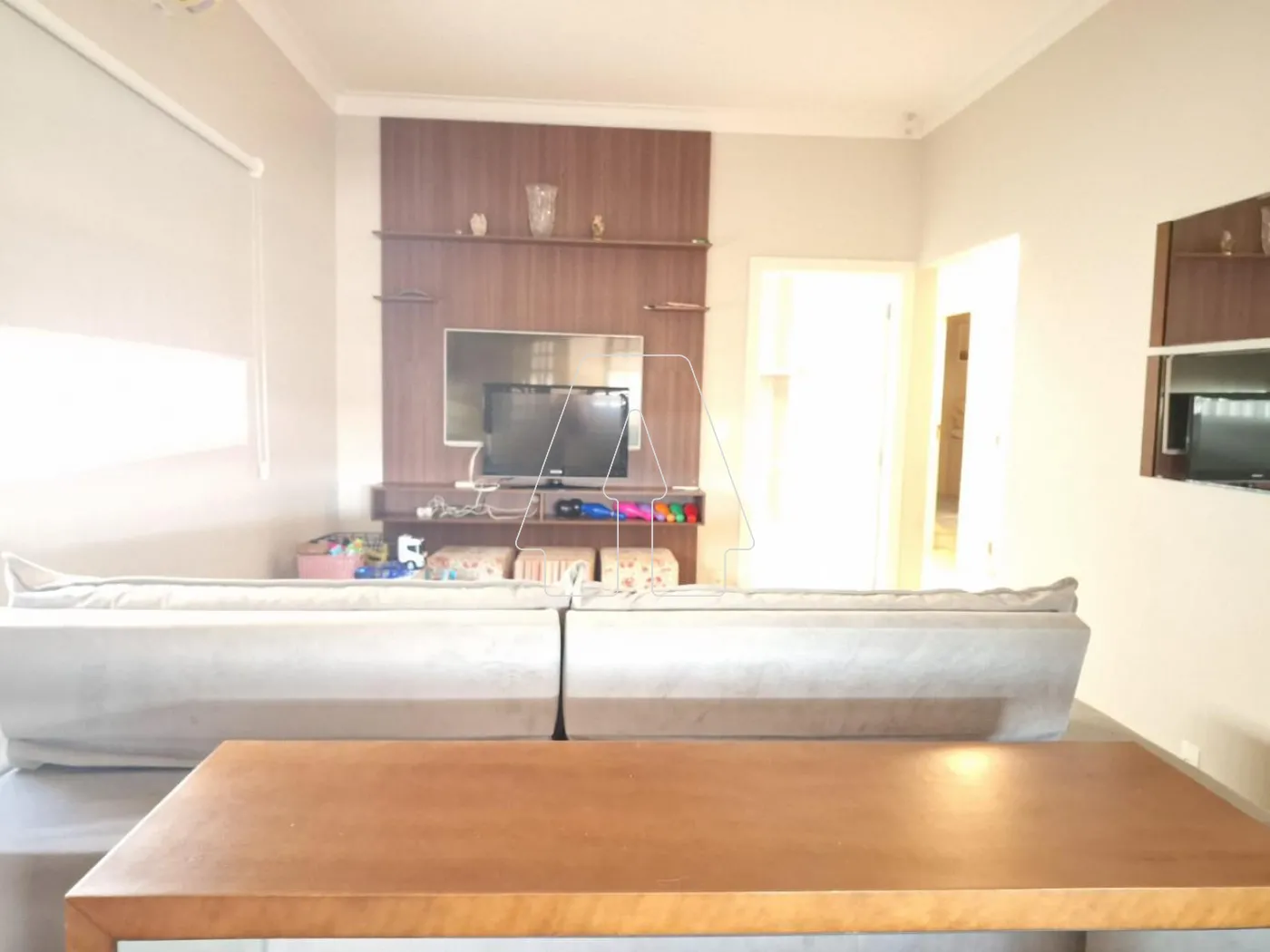Comprar Casa / Residencial em Ara&ccedil;atuba R$ 550.000,00 - Foto 2