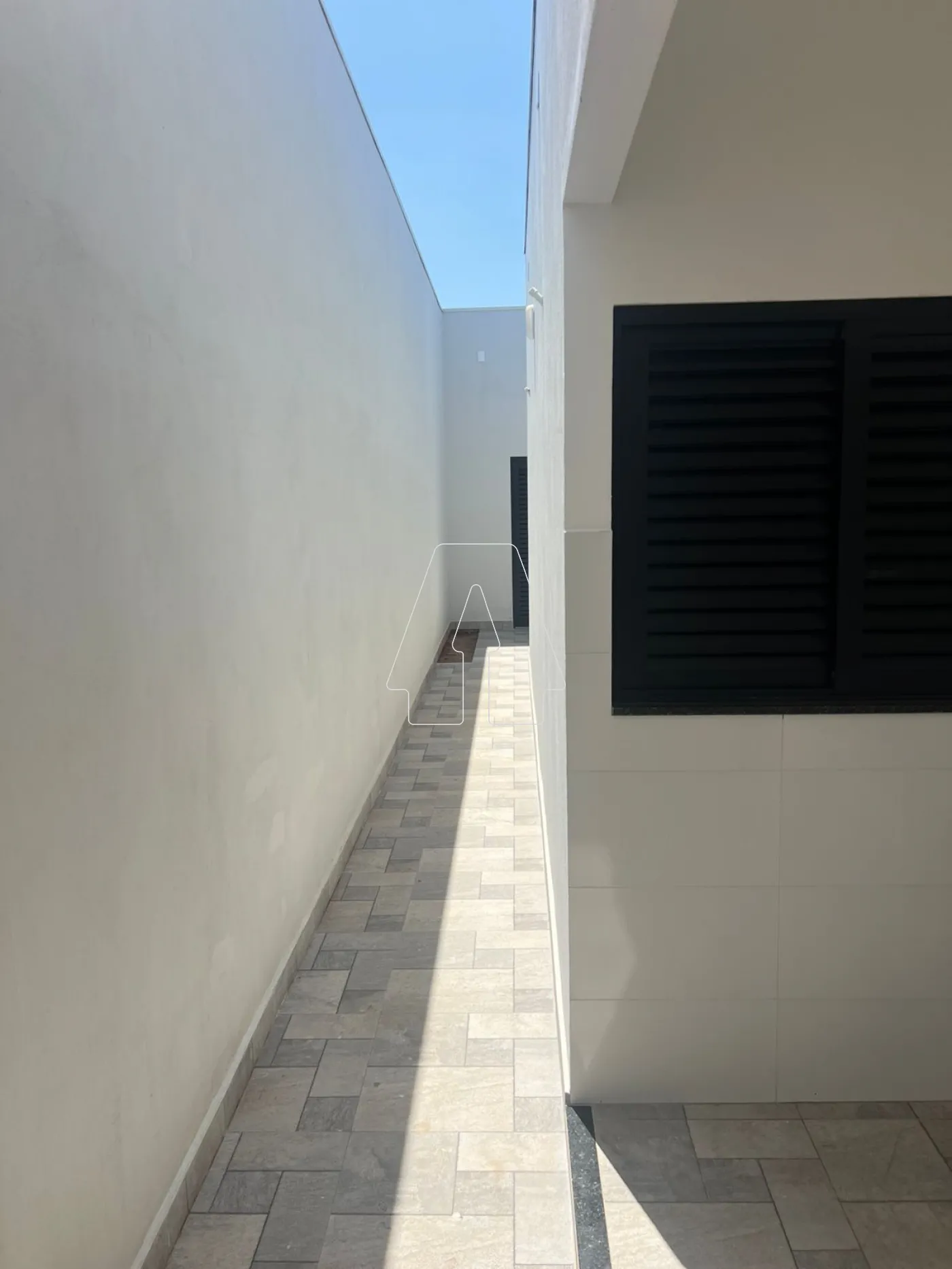 Comprar Casa / Residencial em Ara&ccedil;atuba R$ 380.000,00 - Foto 15