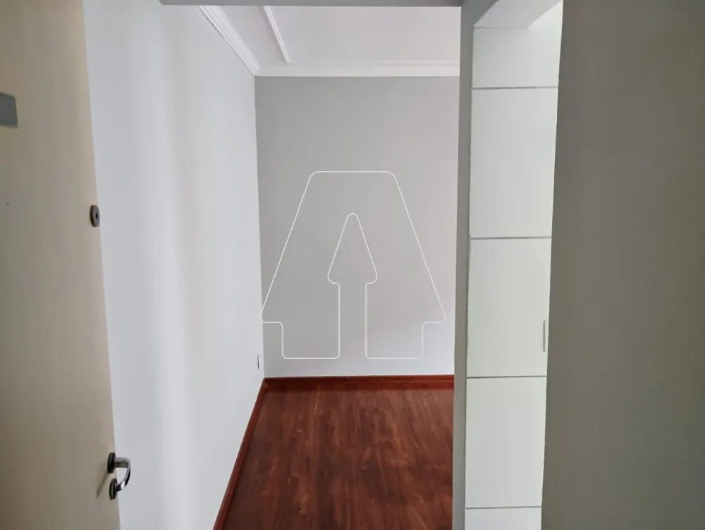 Comprar Apartamento / Padr&atilde;o em Ara&ccedil;atuba R$ 150.000,00 - Foto 2