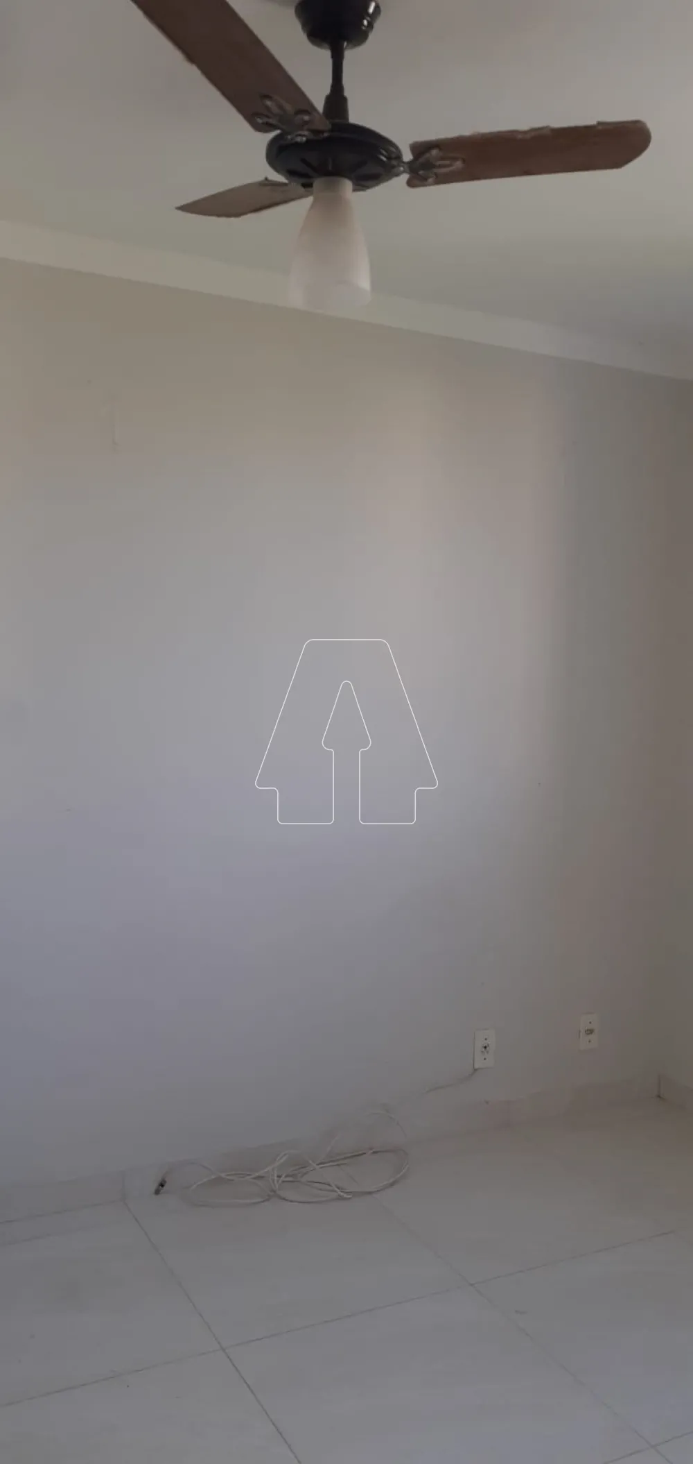 Comprar Apartamento / Padr&atilde;o em Ara&ccedil;atuba R$ 130.000,00 - Foto 4