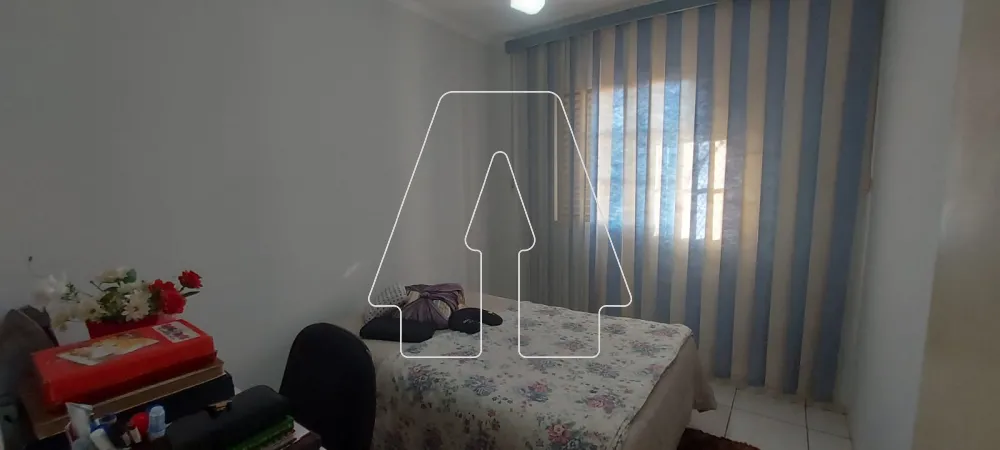 Alugar Apartamento / Padr&atilde;o em Ara&ccedil;atuba R$ 1.800,00 - Foto 12