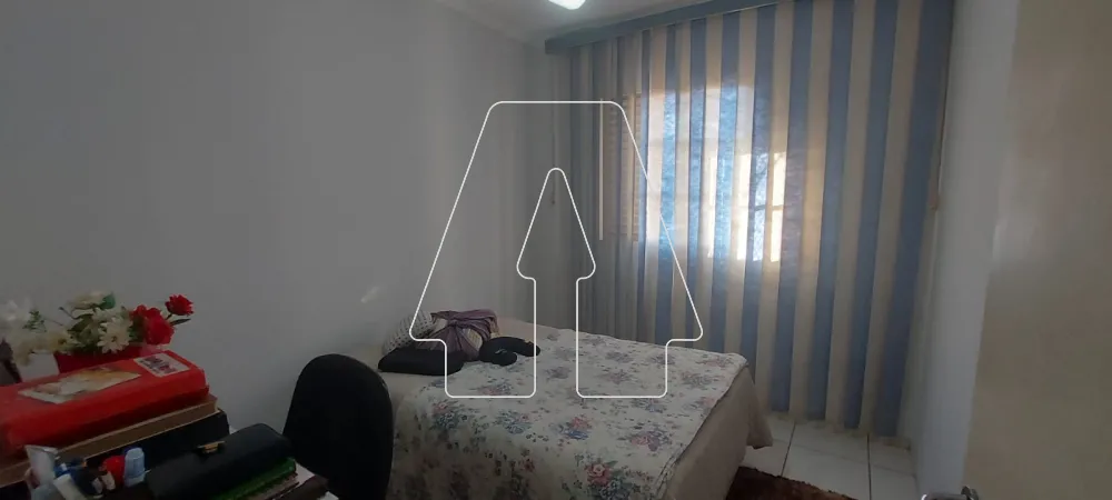 Alugar Apartamento / Padr&atilde;o em Ara&ccedil;atuba R$ 1.800,00 - Foto 13