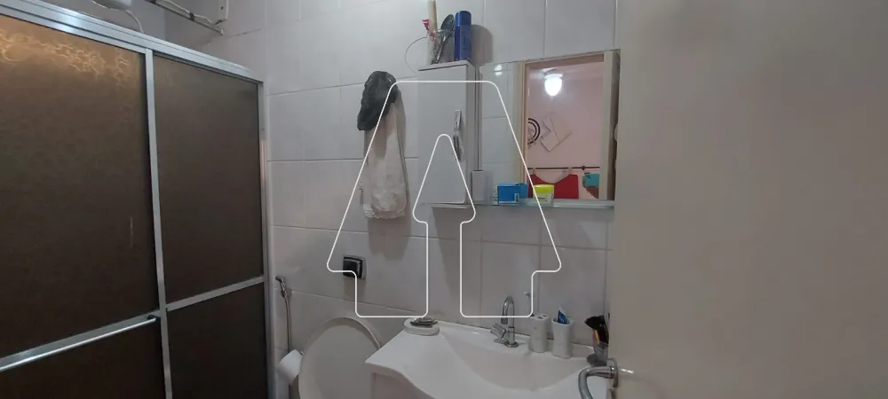 Alugar Apartamento / Padr&atilde;o em Ara&ccedil;atuba R$ 1.800,00 - Foto 14