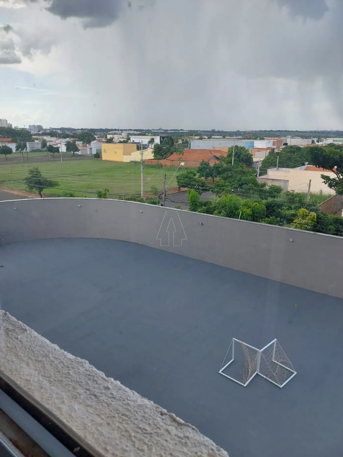 Alugar Apartamento / Padr&atilde;o em Ara&ccedil;atuba R$ 2.000,00 - Foto 15