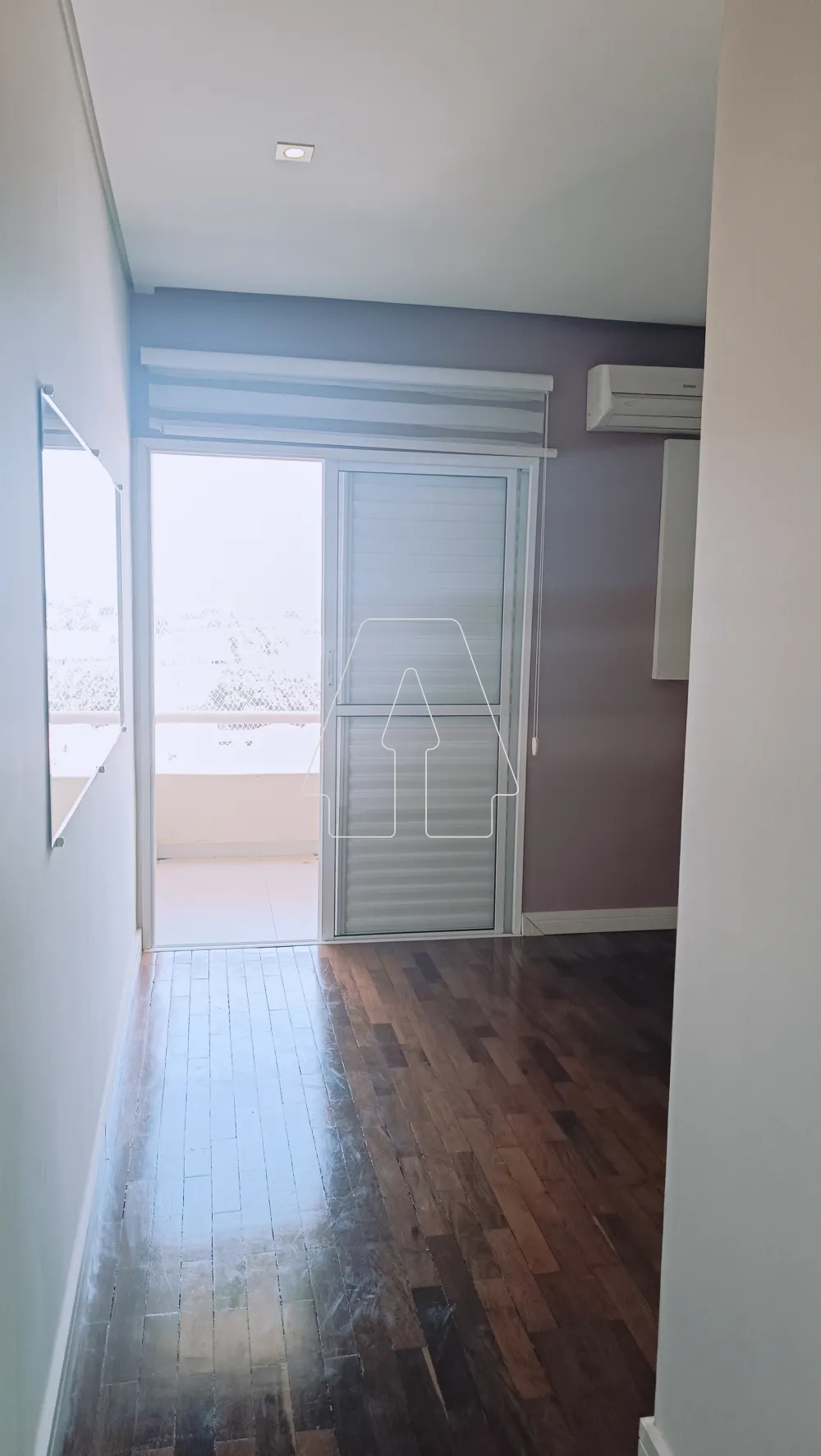 Alugar Apartamento / Padr&atilde;o em Ara&ccedil;atuba R$ 1.900,00 - Foto 21